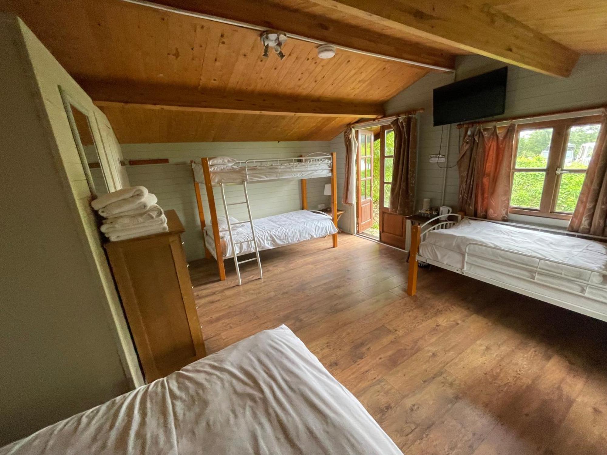 Bridge Farm Guesthouse Rooms Dundry Exteriér fotografie