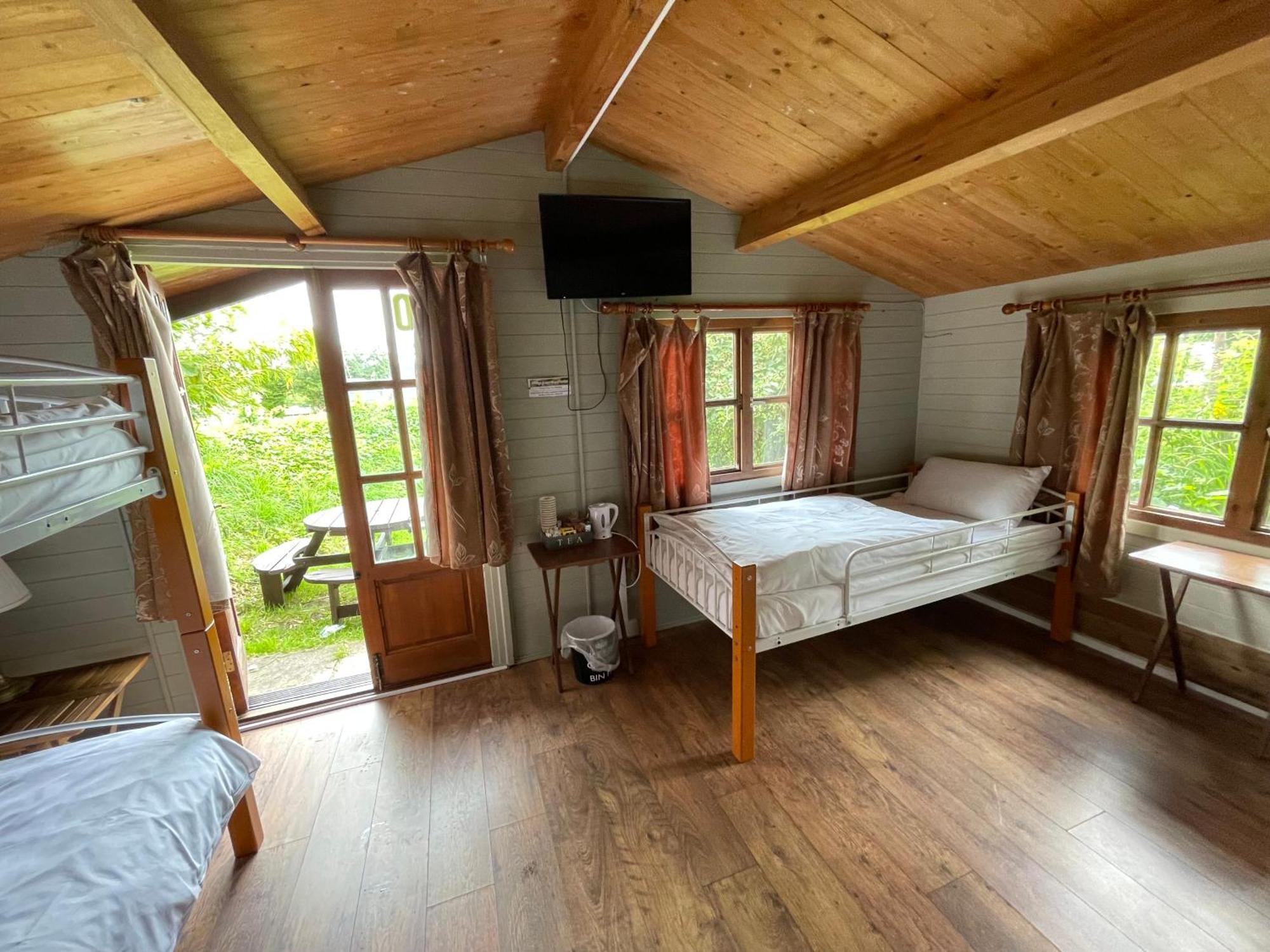Bridge Farm Guesthouse Rooms Dundry Exteriér fotografie