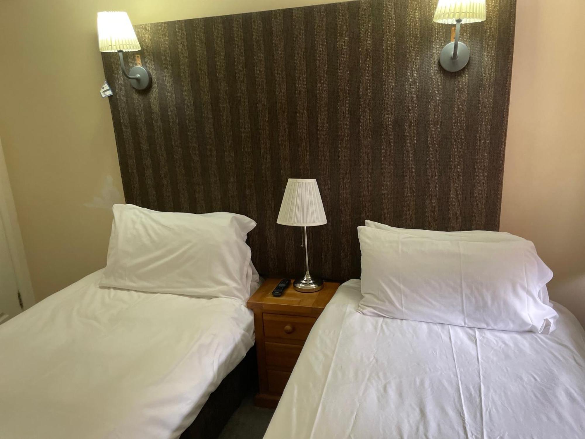 Bridge Farm Guesthouse Rooms Dundry Exteriér fotografie