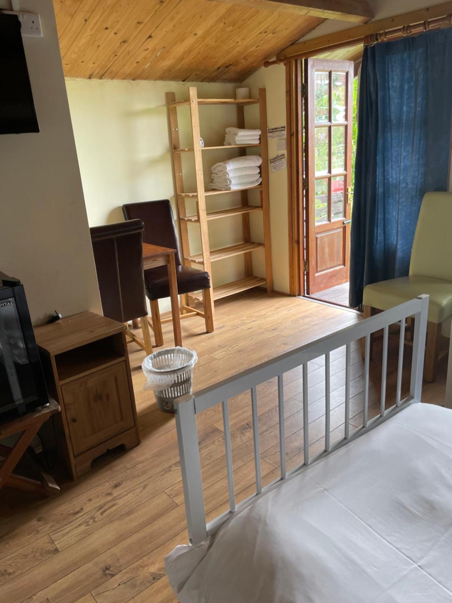 Bridge Farm Guesthouse Rooms Dundry Exteriér fotografie
