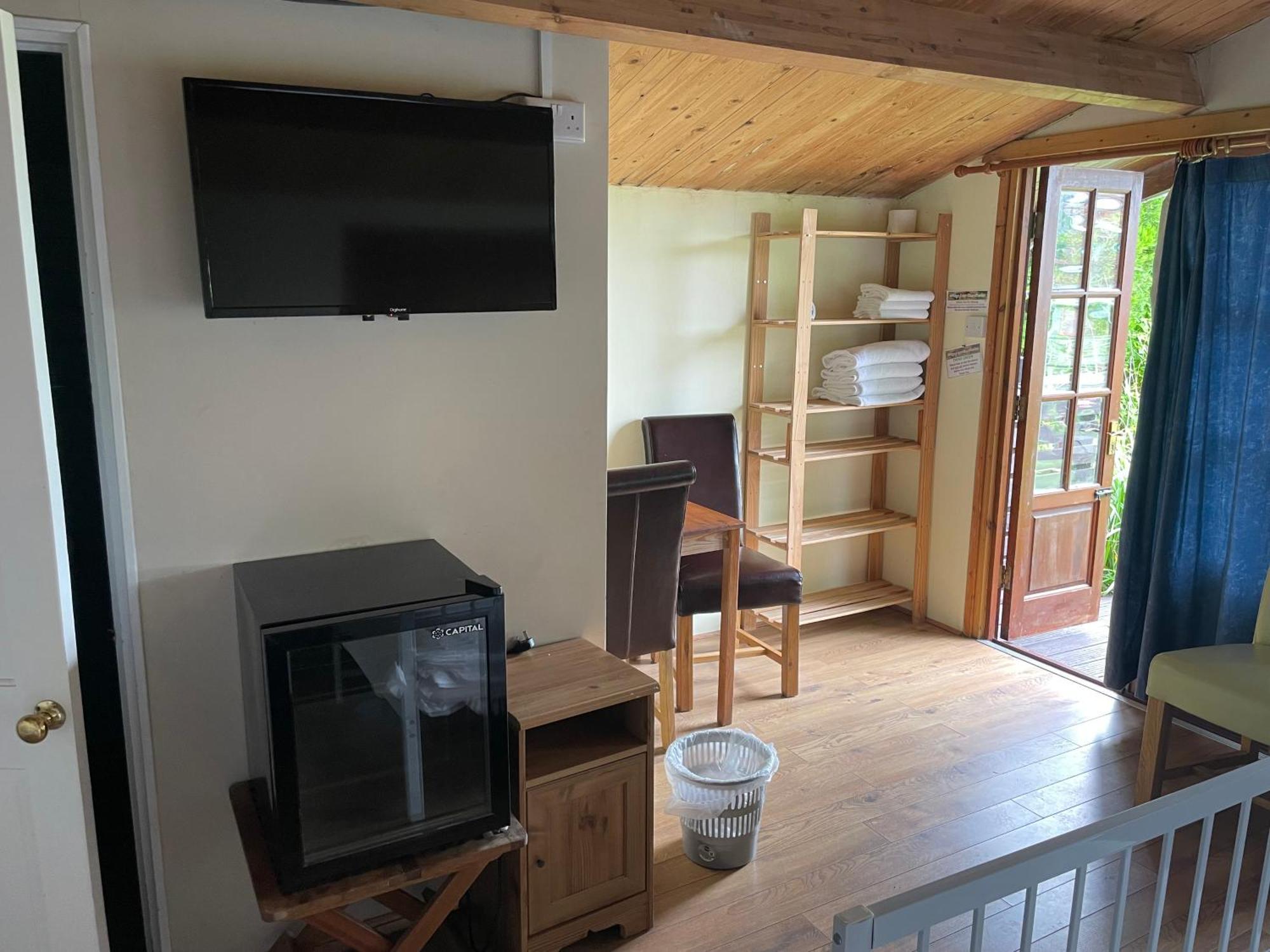Bridge Farm Guesthouse Rooms Dundry Exteriér fotografie