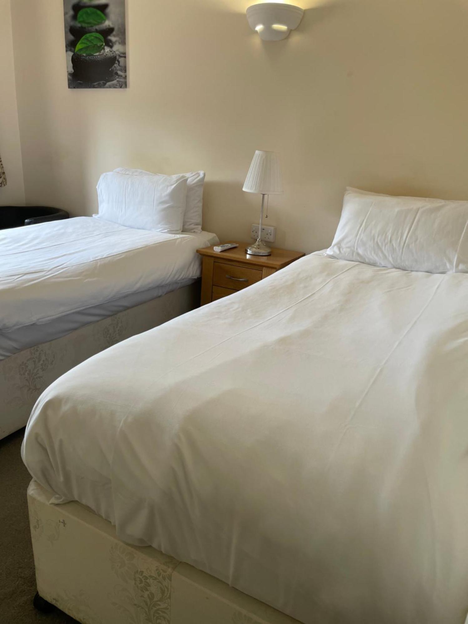 Bridge Farm Guesthouse Rooms Dundry Exteriér fotografie