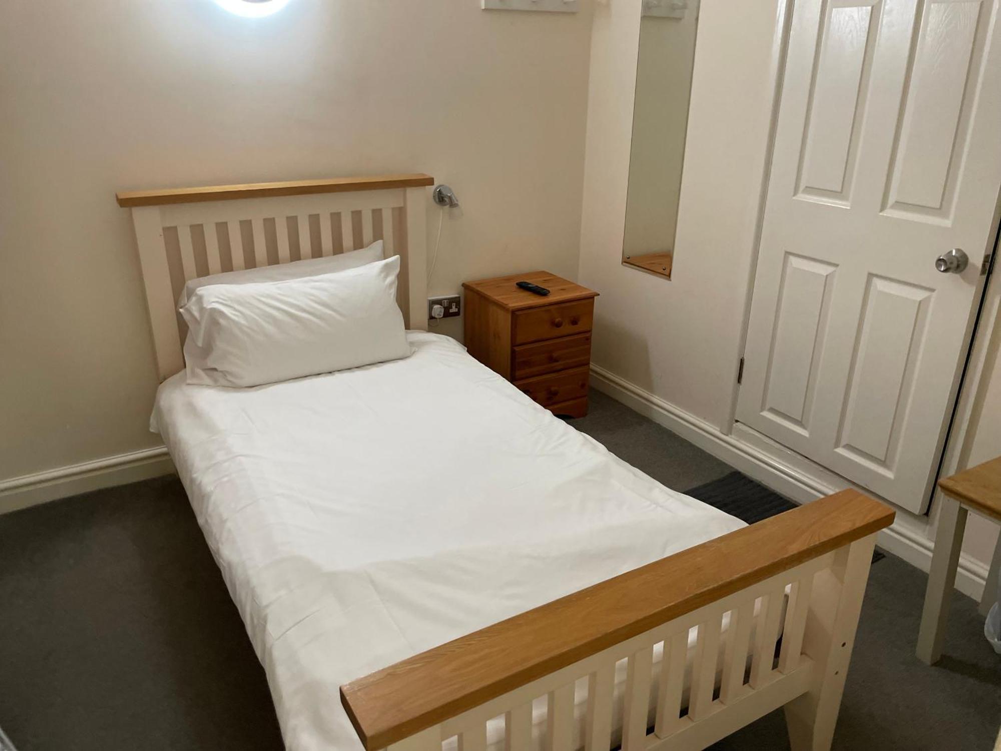 Bridge Farm Guesthouse Rooms Dundry Exteriér fotografie